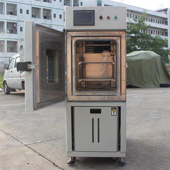 高低温湿热试验箱